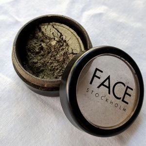 FACE Stockholm Vintage Eye Dust #3 Antiqued Gold